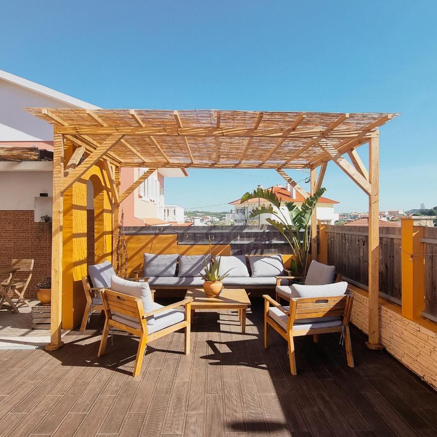 Tika Surf Camp Ericeira Carvoeira Exterior photo